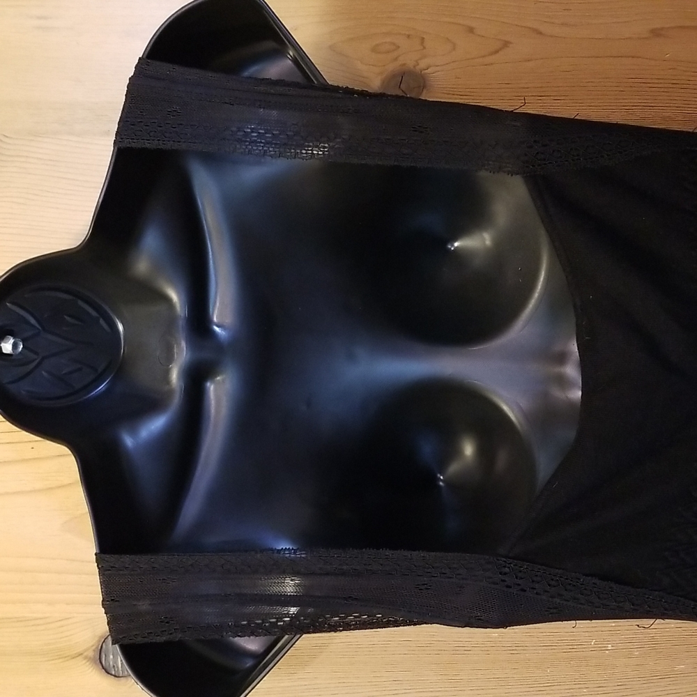 Dress - Picture 7 of 7
